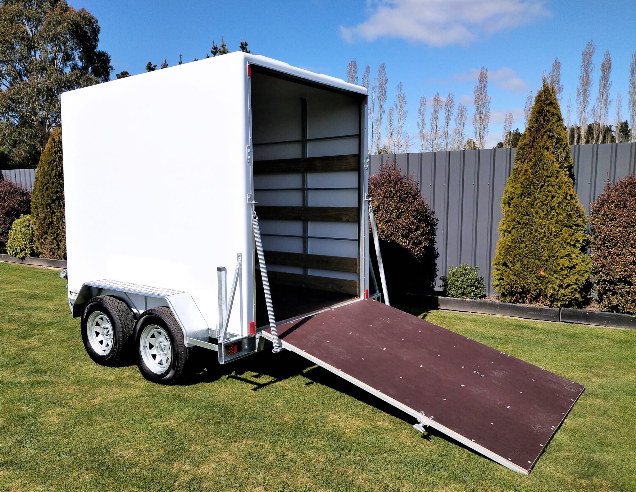 Furniture 8×6 C86TFUR 18,595 Canterbury Fabrication