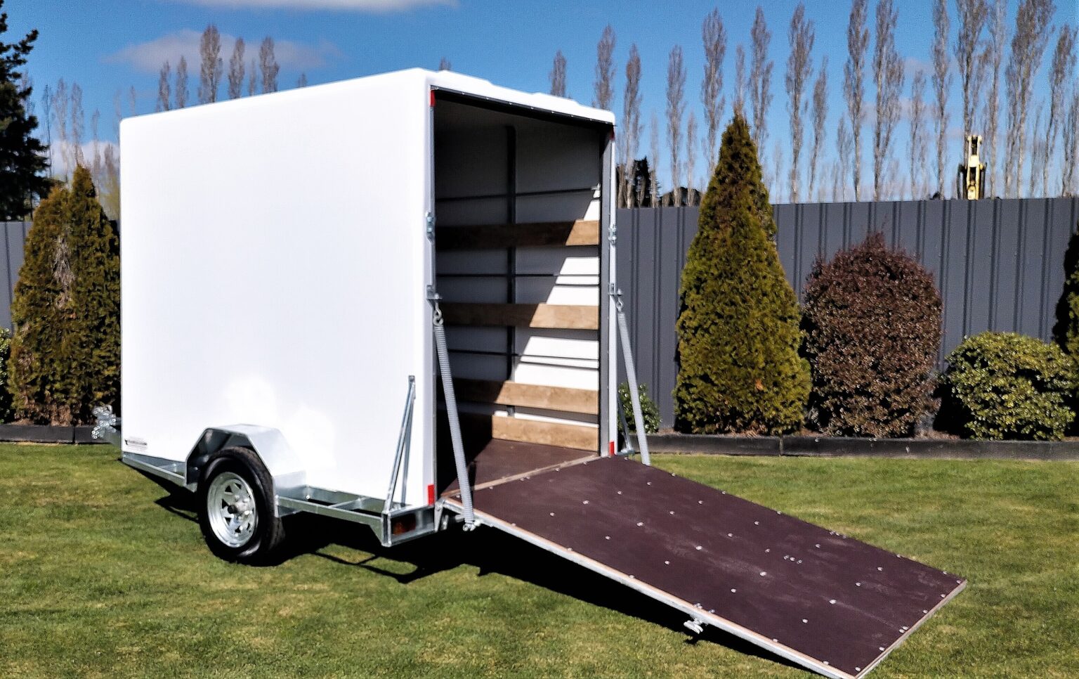 Furniture 8×6 C86FUR 15,695 Canterbury Fabrication